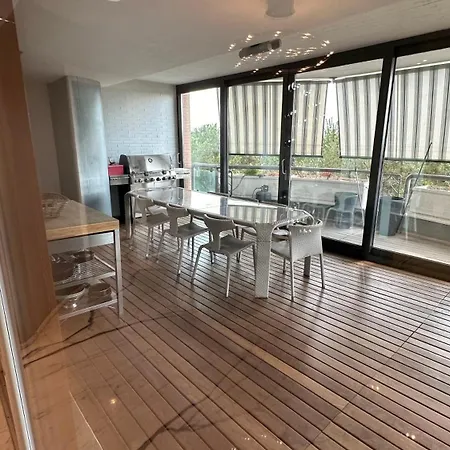 アパート Luxury *