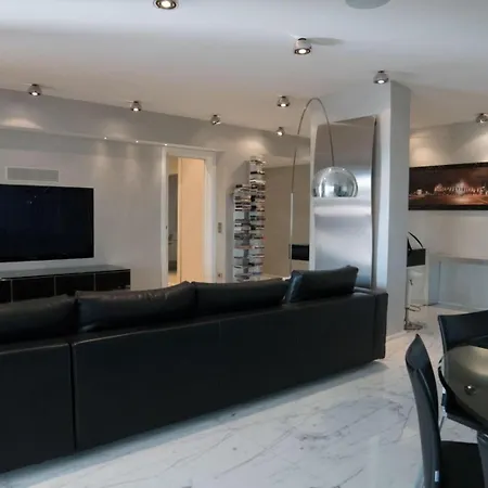 Luxury * Roma