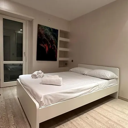 Luxury * Roma