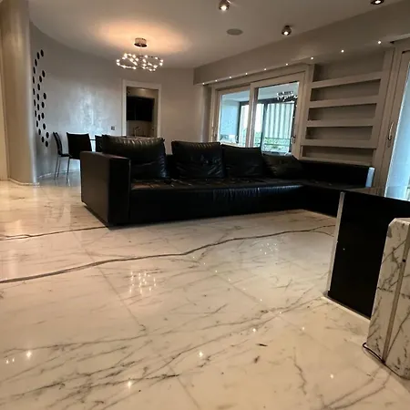 Luxury Roma