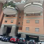 Luxury Rom